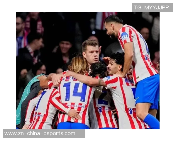 小西蒙尼在社交媒体分享马竞更衣室合照庆祝晋级国王杯决赛的喜悦时刻